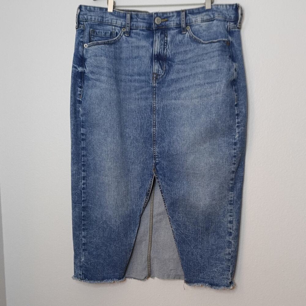 Women's Torrid Midi Front Slit Blue Denim Skirt Y2K Stretch